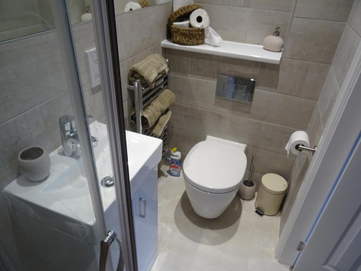 Secret Garden Apartment Faygate Ngoại thất bức ảnh