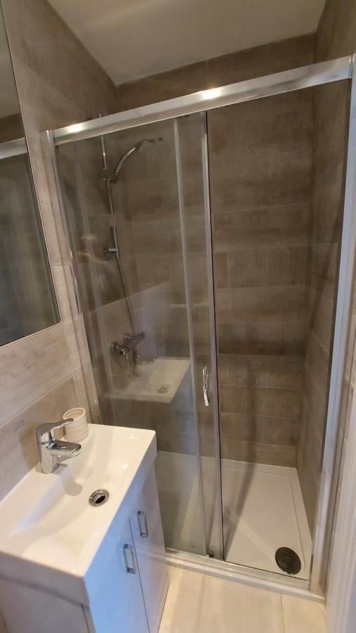 Secret Garden Apartment Faygate Ngoại thất bức ảnh